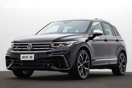 Black 2023 Volkswagen Tiguan Wagon 235Tsi R