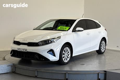 White 2021 Kia Cerato Hatchback S