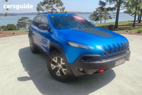 Blue 2017 Jeep Cherokee Wagon Trailhawk (4X4)