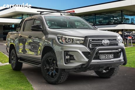 Silver 2020 Toyota Hilux Double Cab Pick Up Rogue (4X4)