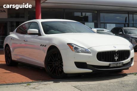 White 2015 Maserati Quattroporte Sedan Turbo Diesel