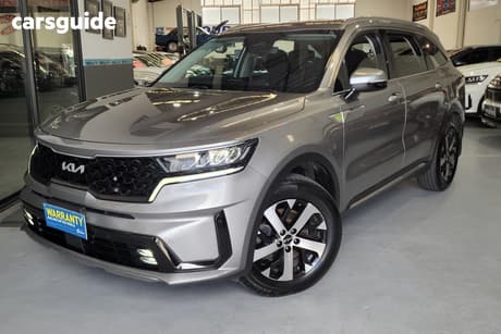 Grey 2022 Kia Sorento Wagon Sport 7 Seat