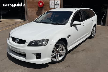 White 2008 Holden Commodore Sportswagon Sv6