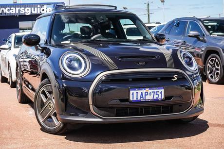 Black 2023 Mini Cooper Hatchback Se Classic 3D Hatch