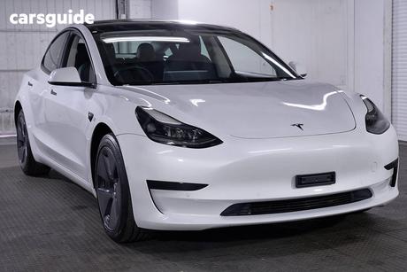 White 2022 Tesla Model 3 Sedan Rear-Wheel Drive