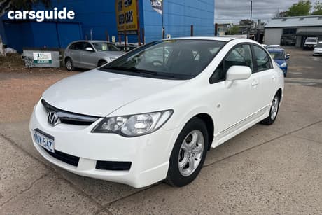White 2008 Honda Civic Sedan Vti