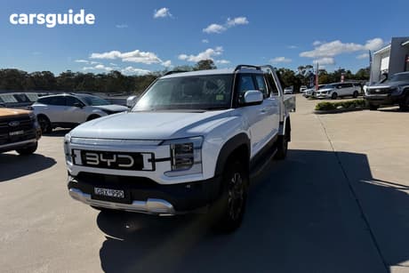 White 2026 BYD Shark 6 Dual Cab Utility Premium