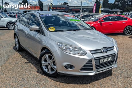Silver 2014 Ford Focus Hatchback Trend