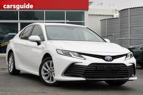 2022 Toyota Camry Ascent Hybrid