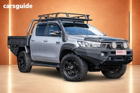 Silver 2017 Toyota Hilux Dual Cab Utility Sr5 (4X4)