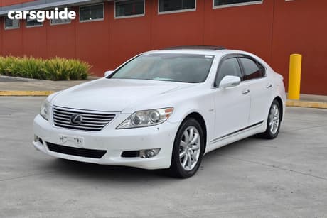 White 2007 Lexus LS Sedan USF40
