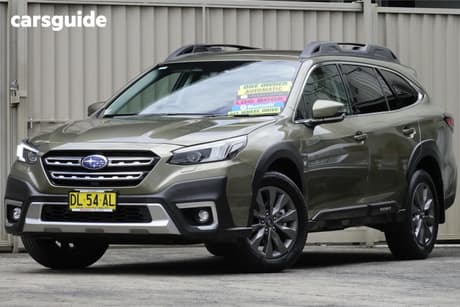 Green 2024 Subaru Outback Wagon Awd