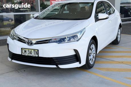 White 2017 Toyota Corolla Sedan Ascent