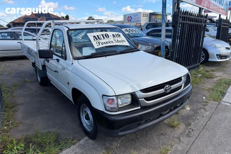 White 2004 Toyota Hilux Cab Chassis
