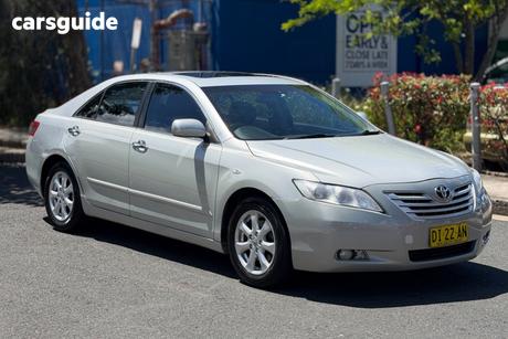 Grey 2006 Toyota Camry Sedan Grande