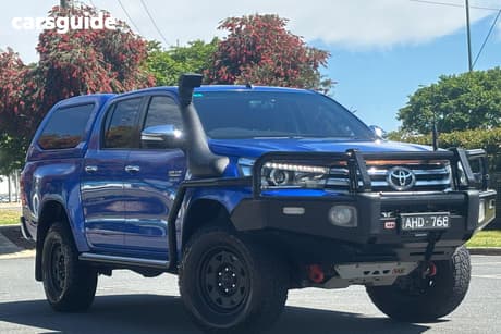 Blue 2016 Toyota Hilux Dual Cab Utility Sr5 (4X4)