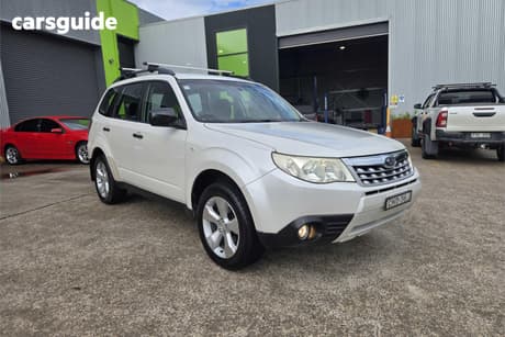 White 2012 Subaru Forester Wagon Xs Premium