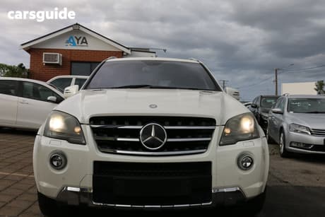 White 2011 Mercedes-Benz ML63 Wagon Amg (4X4)