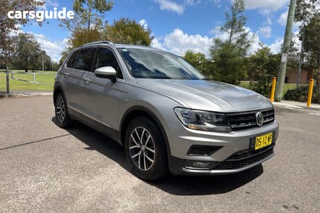 Silver 2017 Volkswagen Tiguan Wagon 110 Tsi Comfortline
