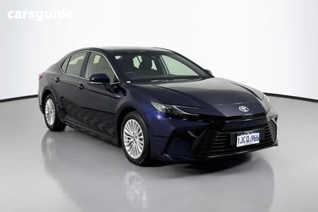 2025 Toyota Camry Ascent Hybrid