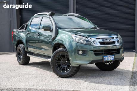 Green 2013 Isuzu D-MAX Crew Cab Utility Ls-M Hi-Ride (4X4)