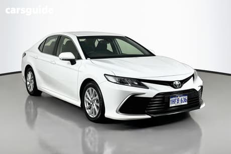 White 2021 Toyota Camry Sedan ASCENT