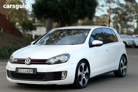 White 2012 Volkswagen Golf Hatchback Gti