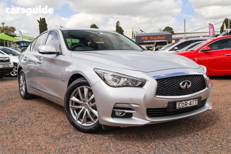 Silver 2017 Infiniti Q50 Sedan 2.0T Gt