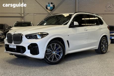 White 2022 BMW X5 Wagon Xdrive30D M Sport