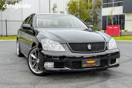 Black 2006 Toyota Crown Sedan