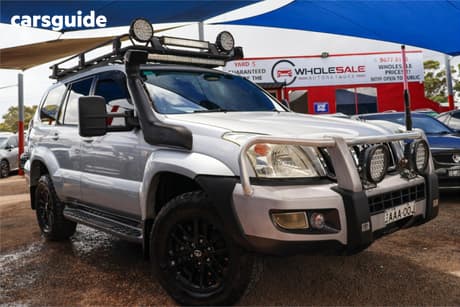 Silver 2004 Toyota Landcruiser Prado Wagon Grande (4X4)