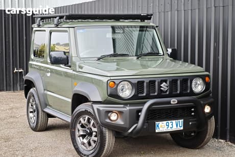 Green 2023 Suzuki Jimny Wagon Glx