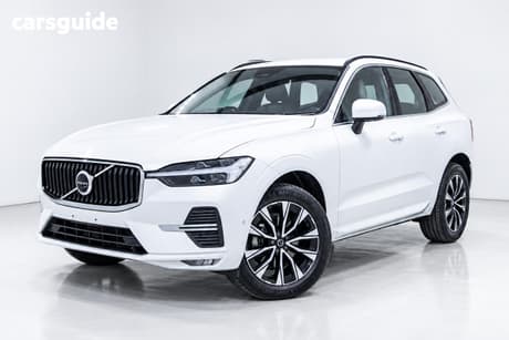 White 2023 Volvo XC60 Wagon Plus B5 Mhev