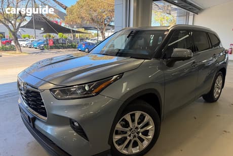 Blue 2023 Toyota Kluger Wagon Grande Hybrid Awd