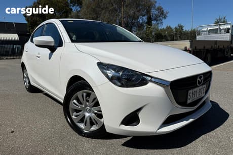 White 2017 Mazda 2 Hatchback Neo