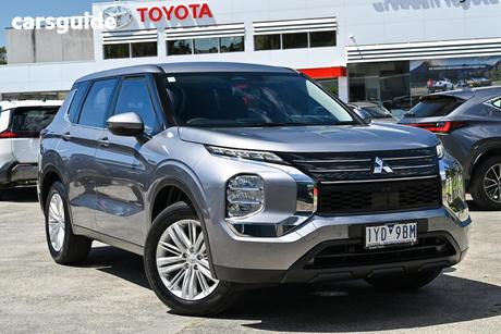 Grey 2023 Mitsubishi Outlander Wagon Es 5 Seat (2Wd)