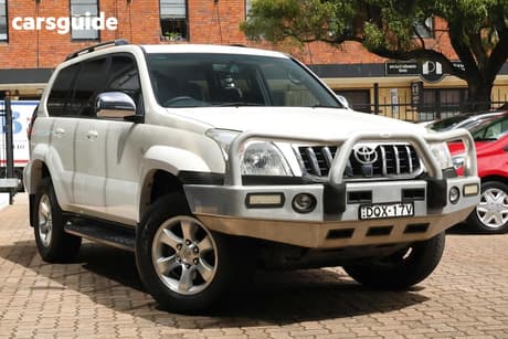 White 2004 Toyota Landcruiser Prado Wagon Grande (4X4)