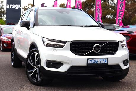 White 2020 Volvo XC40 Wagon T5 R-Design (Awd)