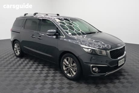 Grey 2017 Kia Carnival Wagon Platinum