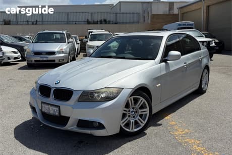 Silver 2010 BMW 320D Sedan Lifestyle