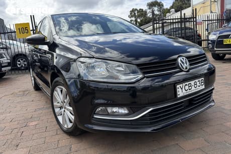 Black 2014 Volkswagen Polo Hatchback 81 Tsi Comfortline