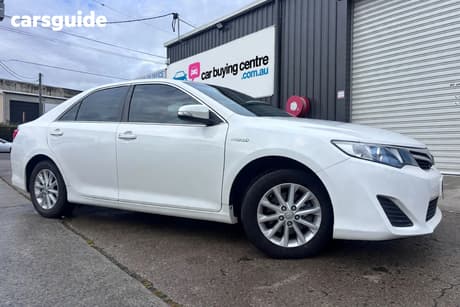 White 2012 Toyota Camry Sedan Hybrid Hl
