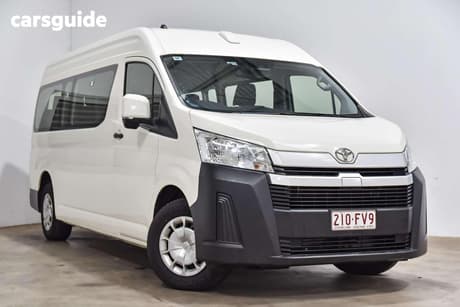 White 2022 Toyota HiAce Bus Slwb Commuter (12 Seats)