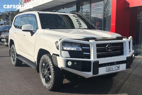 White 2026 Toyota Landcruiser Wagon Lc300 Gr-S (4X4)