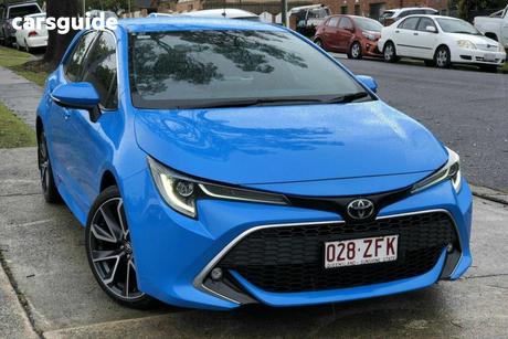 Blue 2018 Toyota Corolla Hatchback Zr