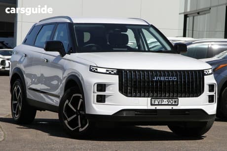White 2025 Jaecoo J7 Wagon Track