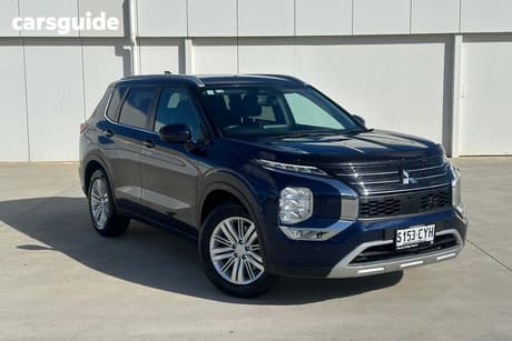 Blue 2023 Mitsubishi Outlander Wagon Ls 7 Seat (2Wd)