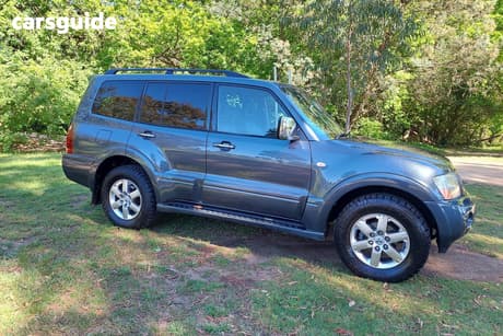 Grey 2006 Mitsubishi Pajero Wagon Exceed Lwb (4X4)