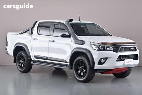 White 2017 Toyota Hilux Dual Cab Utility Sr5 (4X4)
