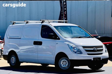 White 2015 Hyundai Iload Van